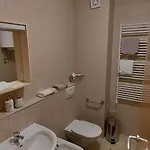 Celestina Apartment