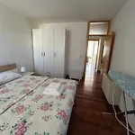 Private Parking - Near Old Town - 2Br Apartment Задар